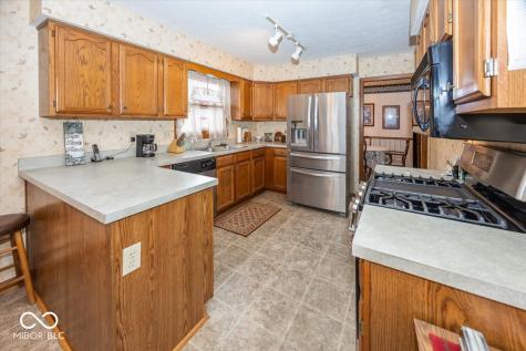 6943 Arjay Drive Indianapolis IN 46217