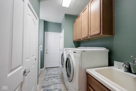16204 Oliver Street Fishers IN 46037