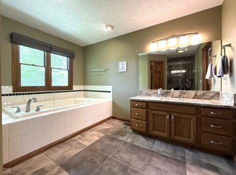 6040 Hunters Ridge Drive Plainfield IN 46168
