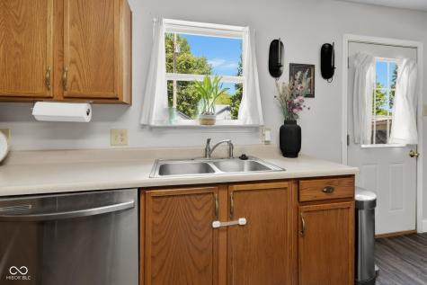 8334 Spring Wind Drive Indianapolis IN 46239