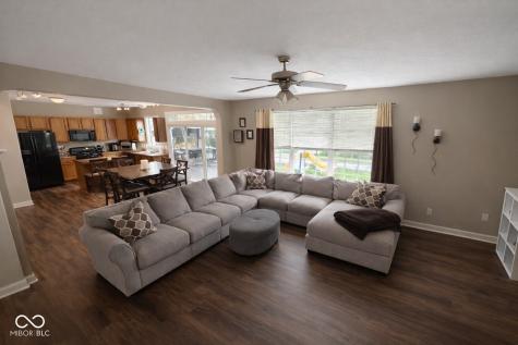 10811 Meadow Wing Court Noblesville IN 46060