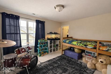 10811 Meadow Wing Court Noblesville IN 46060