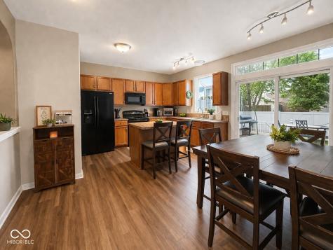 10811 Meadow Wing Court Noblesville IN 46060
