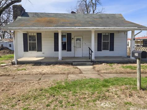 210 N Lessie Street Worthington IN 47471