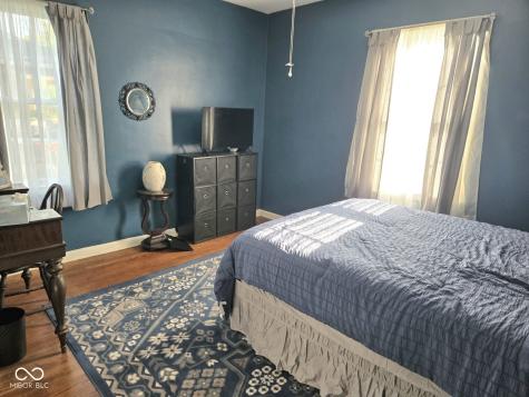 145 Woodside Avenue Indianapolis IN 46219