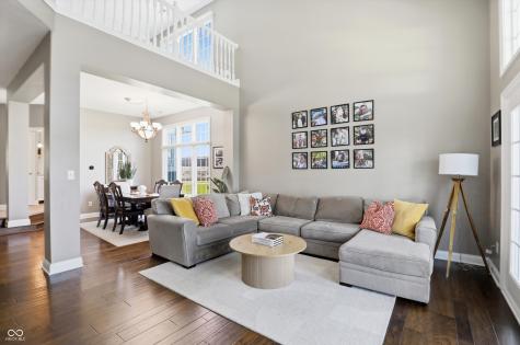 8836 Crystal River Drive Indianapolis IN 46240
