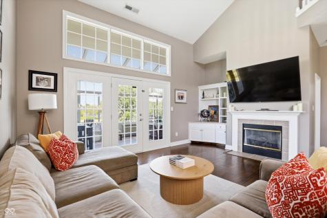 8836 Crystal River Drive Indianapolis IN 46240