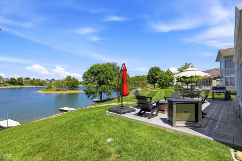8836 Crystal River Drive Indianapolis IN 46240