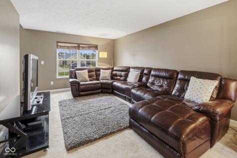 6400 Avalon Boulevard Avon IN 46123