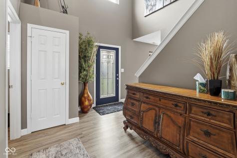 6400 Avalon Boulevard Avon IN 46123