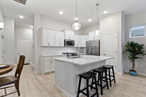 588 Steinbeck Place Carmel IN 46032