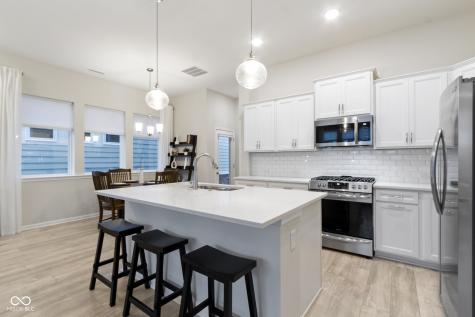 588 Steinbeck Place Carmel IN 46032