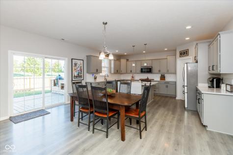 1906 Doncaster Drive Avon IN 46123