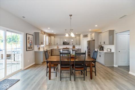 1906 Doncaster Drive Avon IN 46123