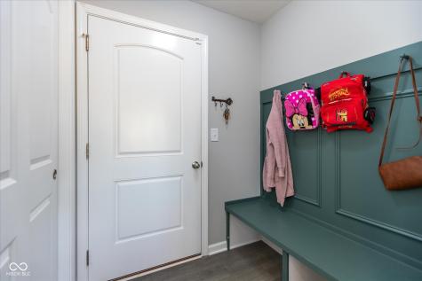 1906 Doncaster Drive Avon IN 46123