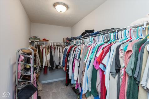 1906 Doncaster Drive Avon IN 46123