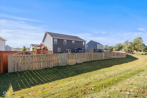 1906 Doncaster Drive Avon IN 46123