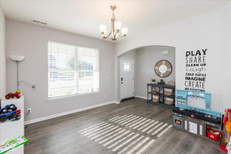 1906 Doncaster Drive Avon IN 46123