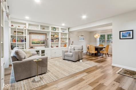 11023 Eaton Court Fishers IN 46038