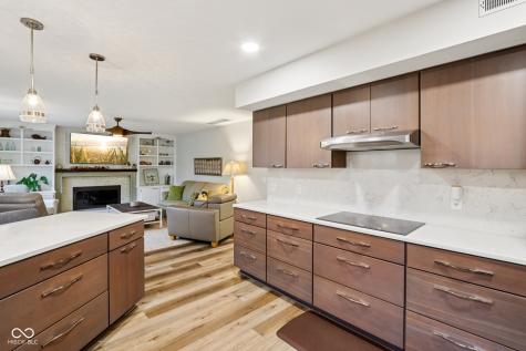 11023 Eaton Court Fishers IN 46038