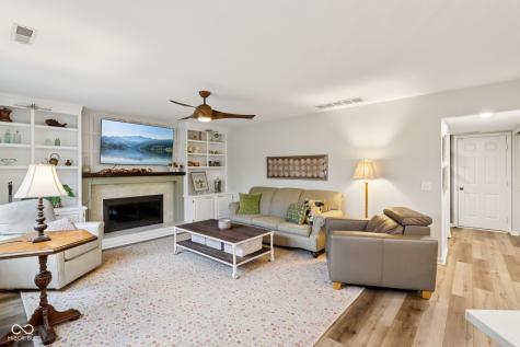 11023 Eaton Court Fishers IN 46038
