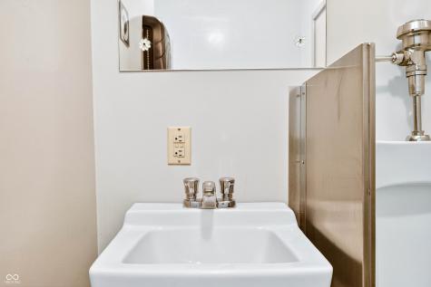2123 Greasy Creek Road Nashville IN 47448
