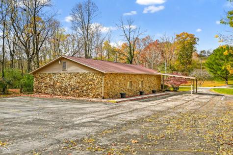 2123 Greasy Creek Road Nashville IN 47448
