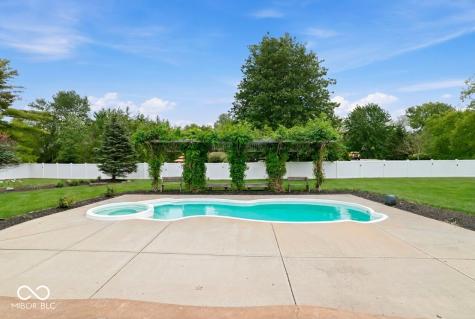 8101 Wellsbrook Drive Indianapolis IN 46278