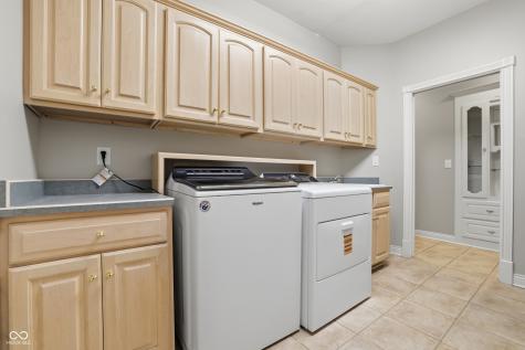 8101 Wellsbrook Drive Indianapolis IN 46278