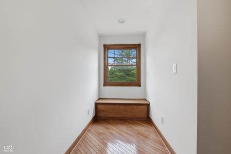 8101 Wellsbrook Drive Indianapolis IN 46278