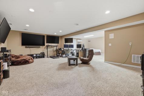 8101 Wellsbrook Drive Indianapolis IN 46278