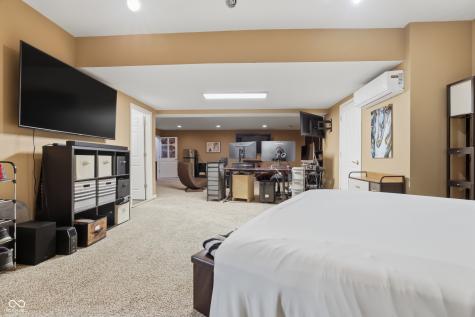 8101 Wellsbrook Drive Indianapolis IN 46278