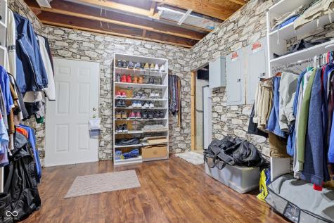 8101 Wellsbrook Drive Indianapolis IN 46278