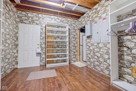 8101 Wellsbrook Drive Indianapolis IN 46278