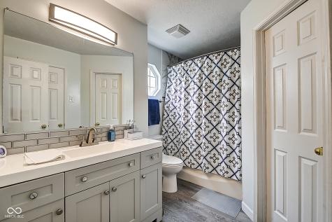 3648 Fieldmint Court Indianapolis IN 46235