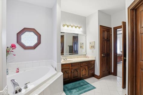 6010 Fawnwood Drive Greenwood IN 46143