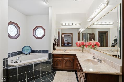 6010 Fawnwood Drive Greenwood IN 46143