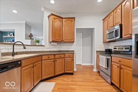1905 Persimmon Grove Drive Indianapolis IN 46234