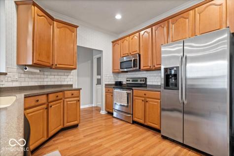 1905 Persimmon Grove Drive Indianapolis IN 46234