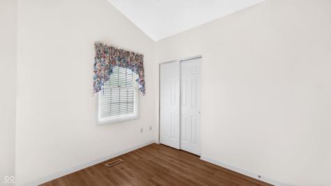 8704 Quarterhorse Drive Indianapolis IN 46256