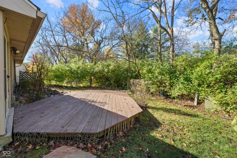 8704 Quarterhorse Drive Indianapolis IN 46256