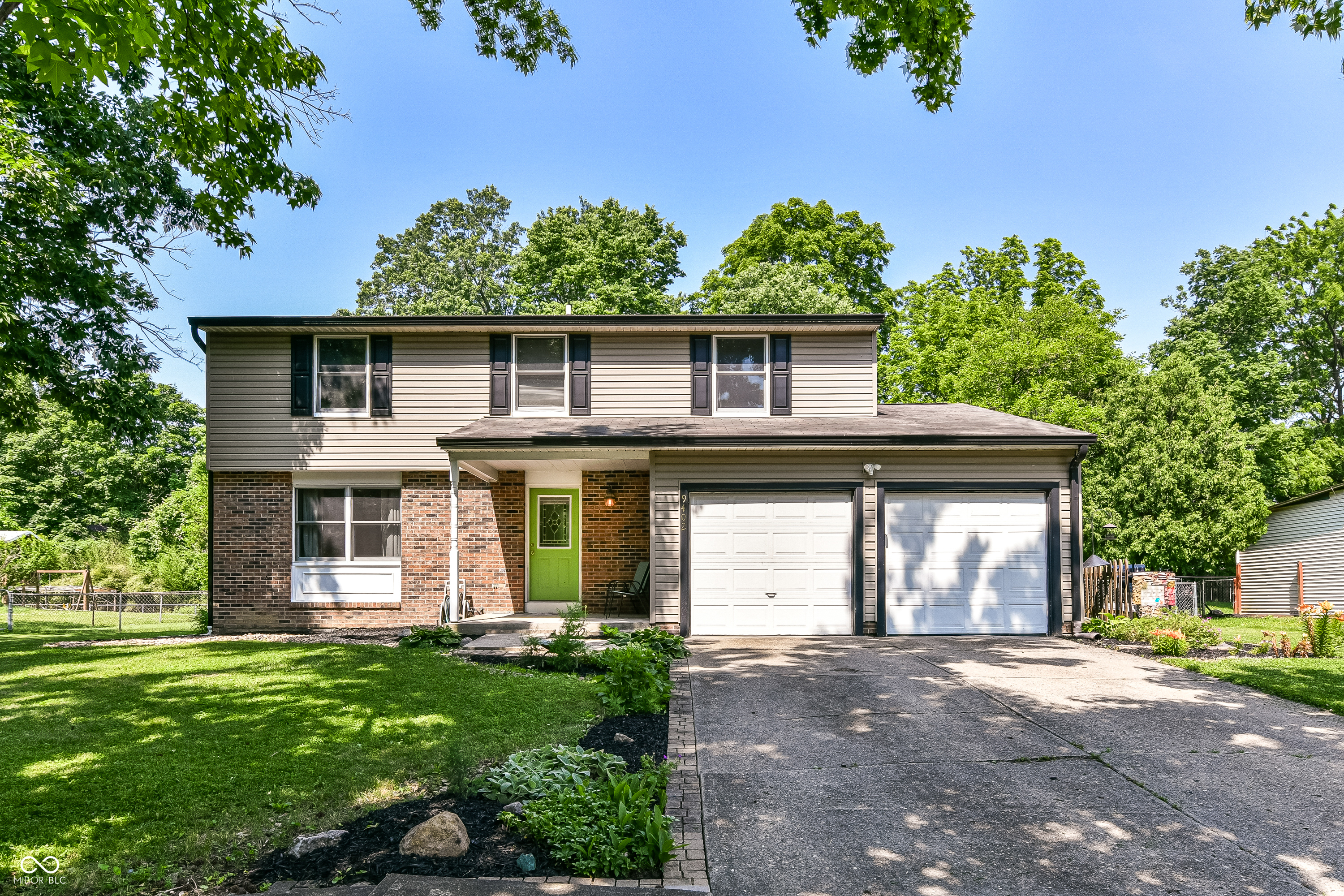 9402 Thornwood Drive Indianapolis IN 46250