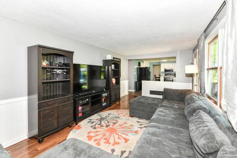 9402 Thornwood Drive Indianapolis IN 46250