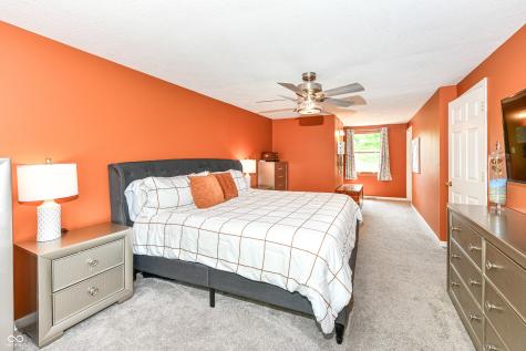 9402 Thornwood Drive Indianapolis IN 46250