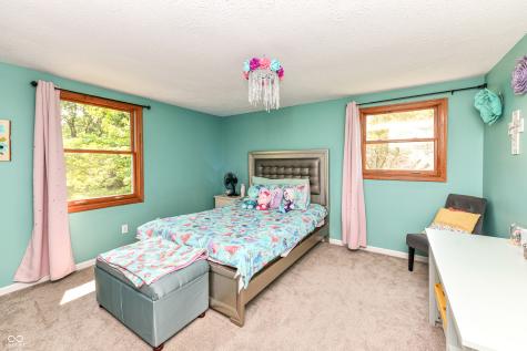 9402 Thornwood Drive Indianapolis IN 46250