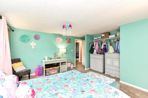 9402 Thornwood Drive Indianapolis IN 46250