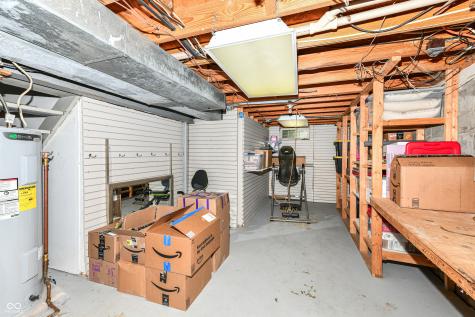 9402 Thornwood Drive Indianapolis IN 46250