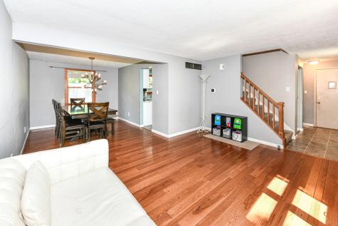 9402 Thornwood Drive Indianapolis IN 46250