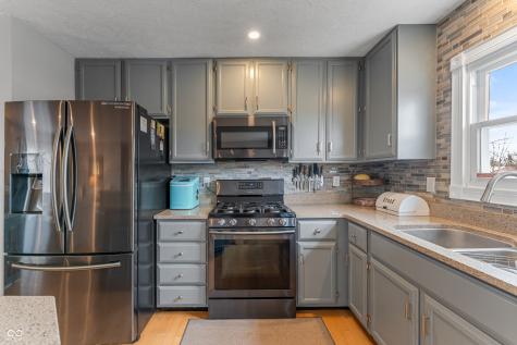 17975 E County Road 365 N Hope IN 47246