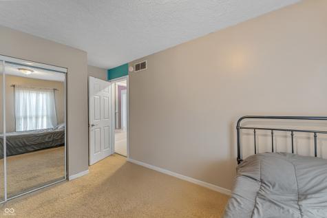 17975 E County Road 365 N Hope IN 47246